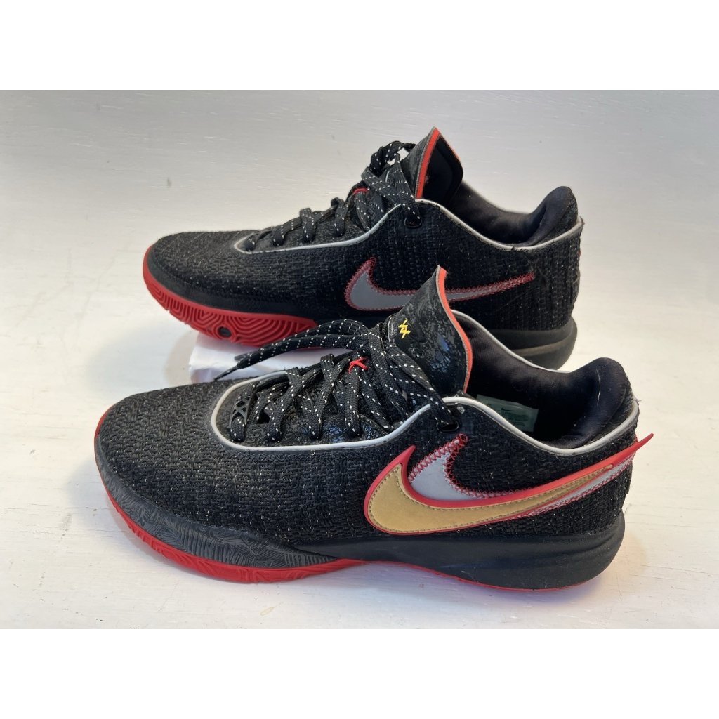 Nike Lebron 20 Trinity Mens Size 10.5 Black University Red Gold Dj5423 001